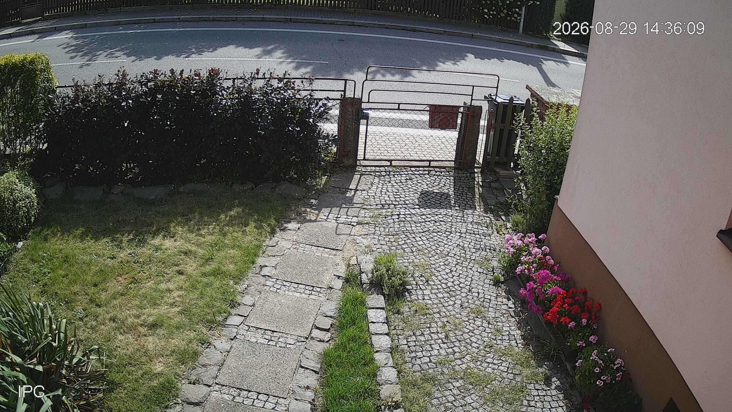Capture
